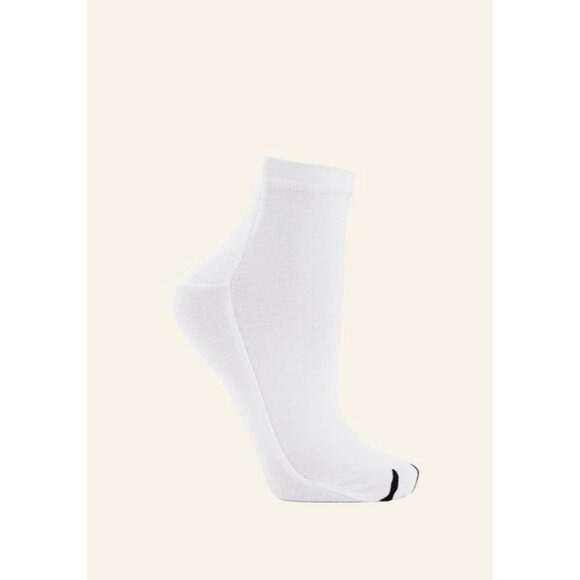 The Body Shop ~ Animal Paw Print Moisture Socks - Picture 1 of 2